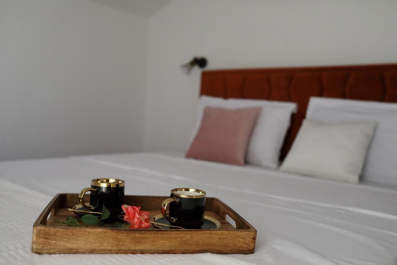 Luxury Apartments Monika Near The Sea With Private Parking بيبينيا المظهر الخارجي الصورة