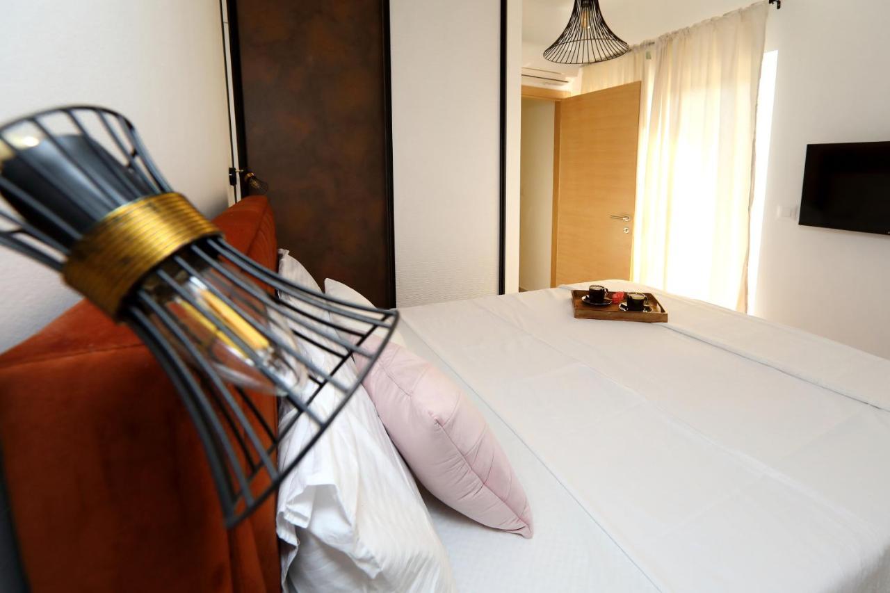 Luxury Apartments Monika Near The Sea With Private Parking بيبينيا المظهر الخارجي الصورة